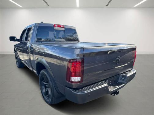 2020 RAM 1500 Classic Warlock Quad Cab 4x4 6'4' Box
