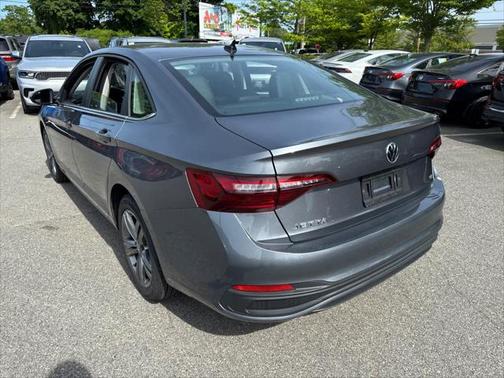 2022 Volkswagen Jetta 1.5T SE