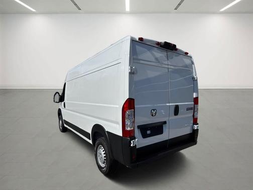 2025 RAM ProMaster 2500 Tradesman