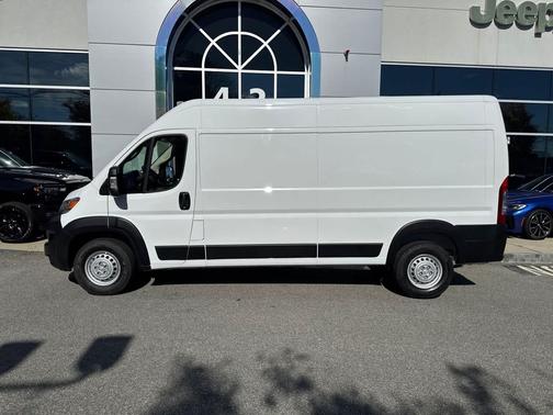 2025 RAM ProMaster 2500 Tradesman
