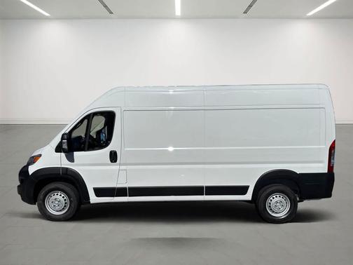 2025 RAM ProMaster 2500 Tradesman