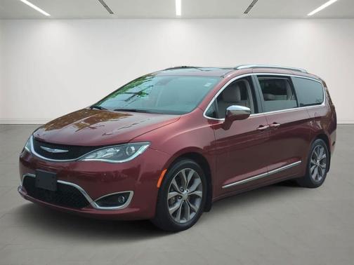 Velvet Red Pearlcoat 2018 Chrysler Pacifica Limited