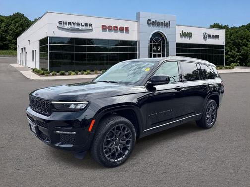 Diamond Black Crystal Pearlcoat 2023 Jeep Grand Cherokee L Summit Reserve