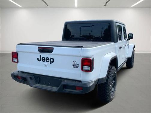 2023 Jeep Gladiator Willys 4x4