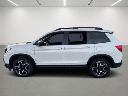 2023 Honda Passport AWD Elite