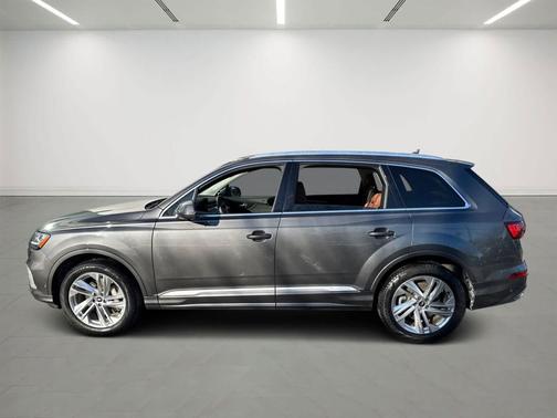 2022 Audi Q7 55 Premium Plus