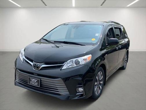 2020 Toyota Sienna XLE Premium