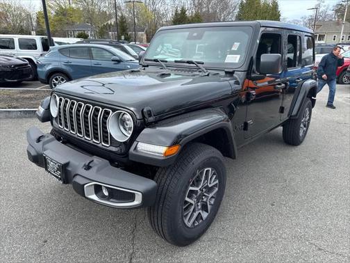 2025 Jeep Wrangler 4-Door Sahara 4x4