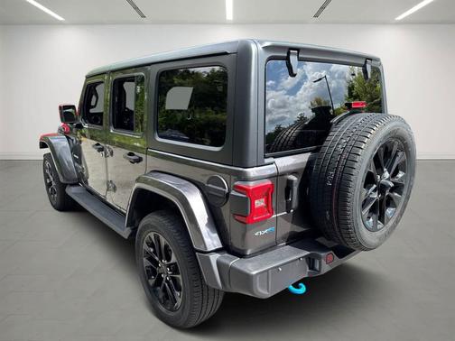 2022 Jeep Wrangler Unlimited 4xe Sahara