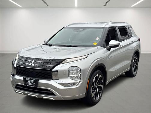 2024 Mitsubishi Outlander PHEV SEL
