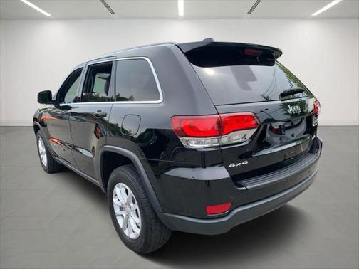 2022 Jeep Grand Cherokee Laredo