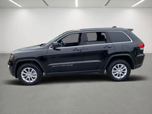 2022 Jeep Grand Cherokee Laredo