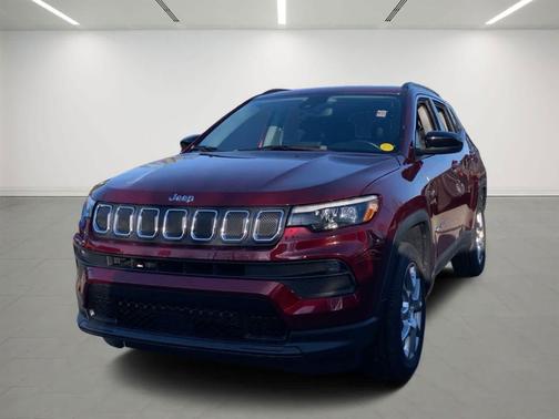 2022 Jeep Compass Latitude Lux