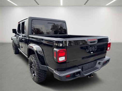 2022 Jeep Gladiator Willys 4x4