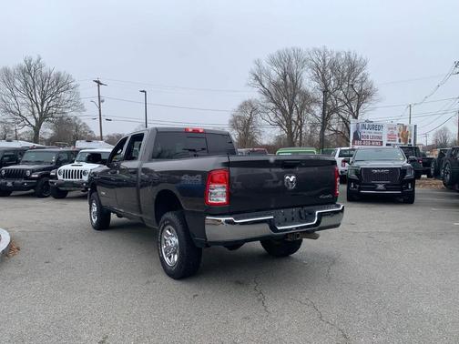 2022 RAM 2500 Tradesman Crew Cab 4x4 6'4' Box