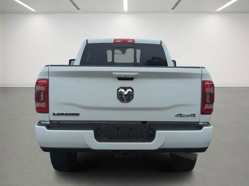 Bright White Clearcoat 2024 RAM 2500 Laramie Crew Cab 4x4 6'4' Box