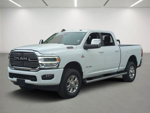 Bright White Clearcoat 2024 RAM 2500 Laramie Crew Cab 4x4 6'4' Box