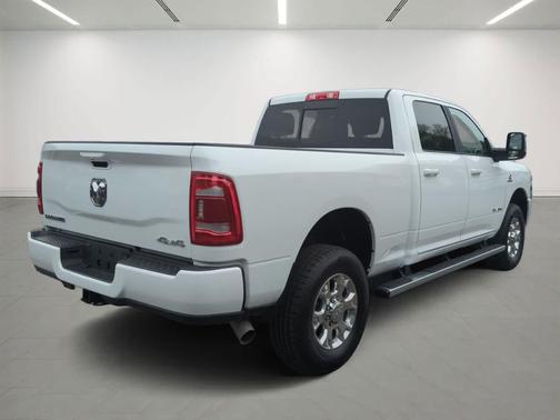 Bright White Clearcoat 2024 RAM 2500 Laramie Crew Cab 4x4 6'4' Box