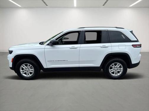 2022 Jeep Grand Cherokee Laredo