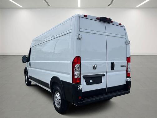 Bright White Clearcoat 2023 RAM ProMaster 2500 High Roof
