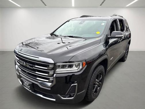 2023 GMC Acadia AWD AT4