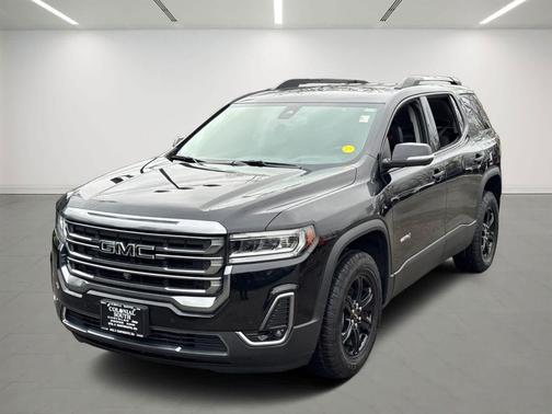 2023 GMC Acadia AWD AT4