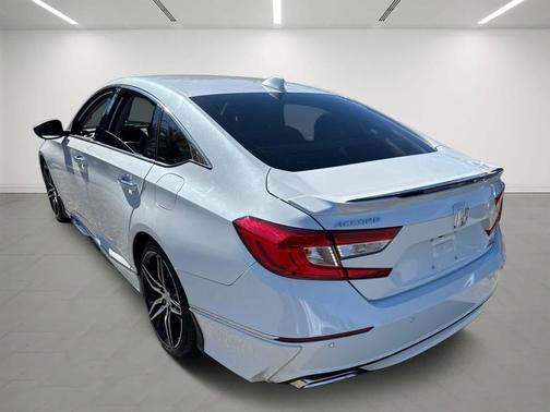 2022 Honda Accord Touring 2.0T