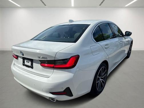 Alpine White 2021 BMW 330 xDrive