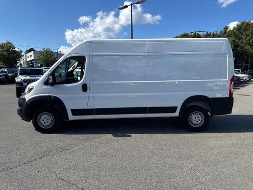 2025 RAM ProMaster 2500 Tradesman
