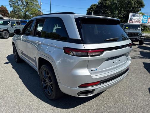 2023 Jeep Grand Cherokee 4xe 30th Anniversary