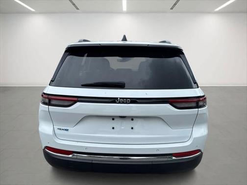 2022 Jeep Grand Cherokee 4xe Base