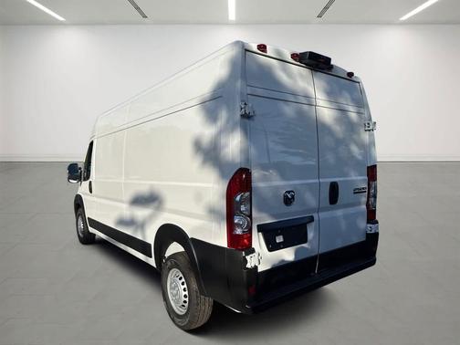 2025 RAM ProMaster 2500 Tradesman