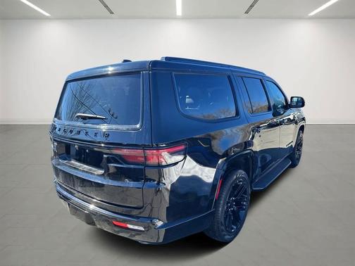 2024 Jeep Wagoneer Series II Carbide 4x4