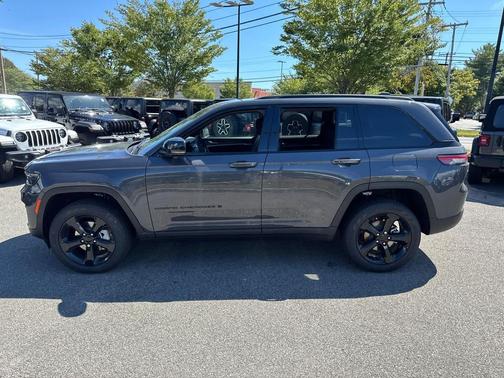 2025 Jeep Grand Cherokee Limited X