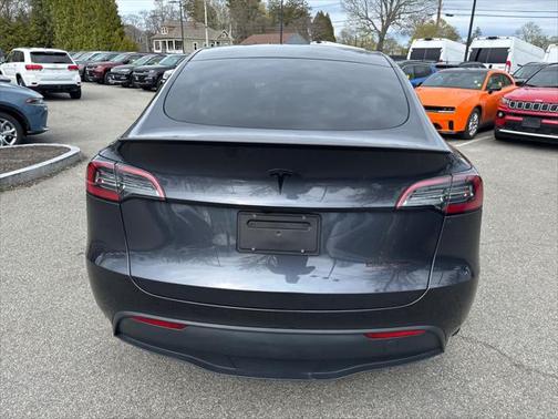 2024 Tesla Model Y Performance Dual Motor All-Wheel Drive