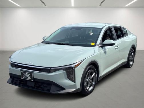 Morning Haze 2025 Kia K4 LXS