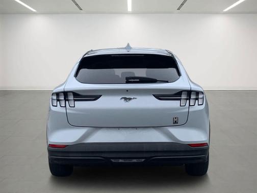 2021 Ford Mustang Mach-E Select