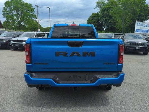 Hydro Blue Pearlcoat 2026 RAM 1500 Big Horn/Lone Star