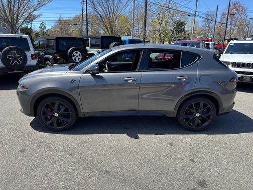 Gray Cray 2024 Dodge Hornet R/T EAWD