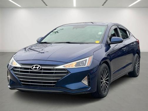 2020 Hyundai ELANTRA SE