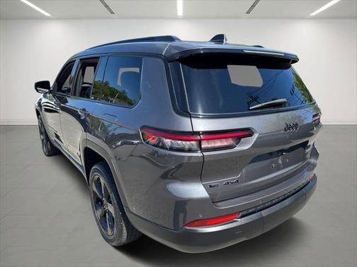 2022 Jeep Grand Cherokee L Altitude