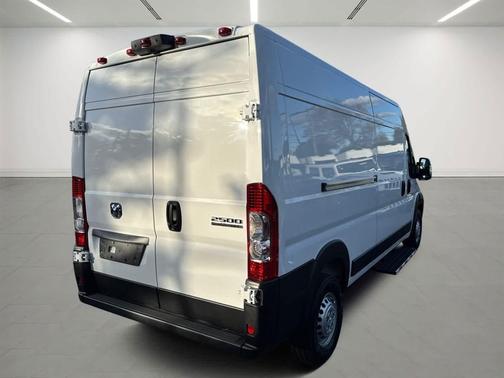 2025 RAM ProMaster 2500 Tradesman