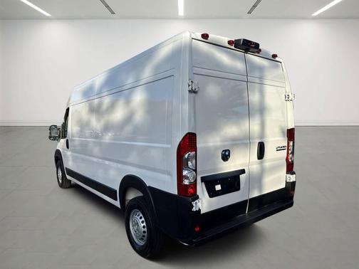 2025 RAM ProMaster 2500 Tradesman