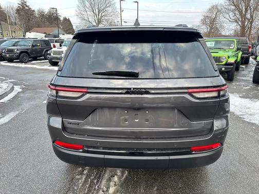 2025 Jeep Grand Cherokee Limited