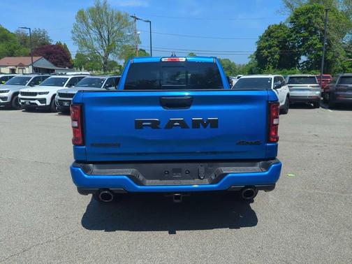 Hydro Blue Pearlcoat 2026 RAM 1500 Big Horn/Lone Star