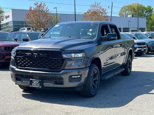 Granite Crystal Metallic Clearcoat 2026 RAM 1500 Big Horn/Lone Star