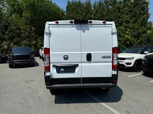 2024 RAM ProMaster 1500 Low Roof