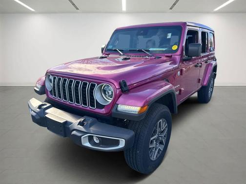 2024 Jeep Wrangler 4-Door Sahara 4x4