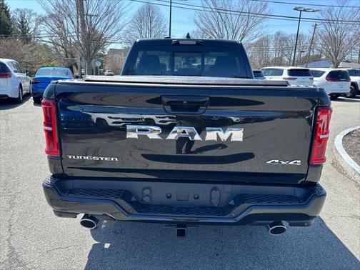 2025 RAM 1500 ST