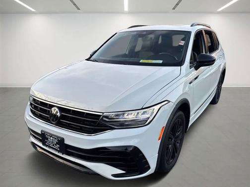 2022 Volkswagen Tiguan 2.0T SE R-Line Black 4MOTION